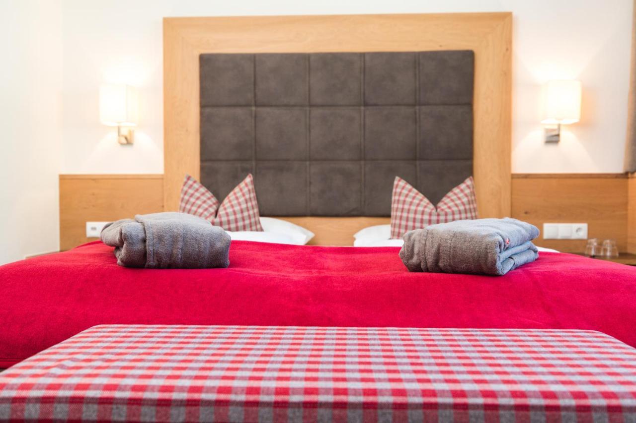 Hotel Eden Tux Ngoại thất bức ảnh
