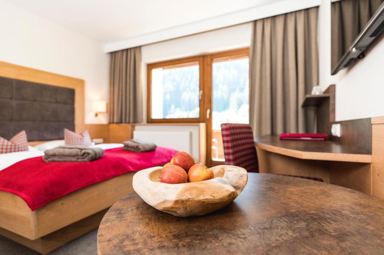 Hotel Eden Tux Ngoại thất bức ảnh